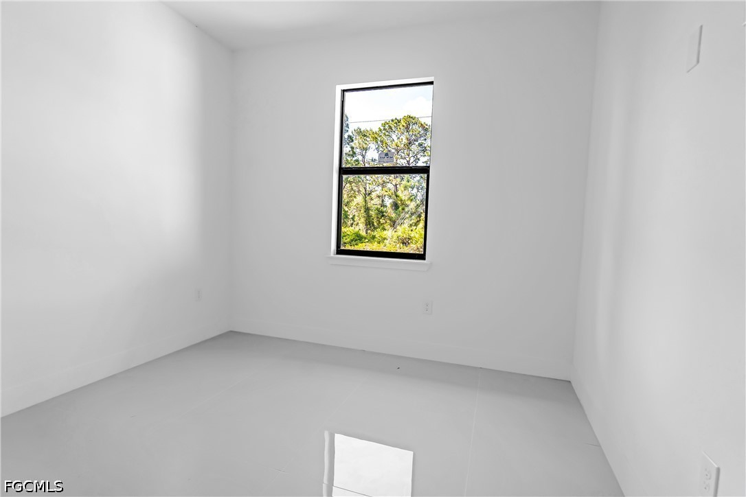 1030 Hunter St E Property Photo 33