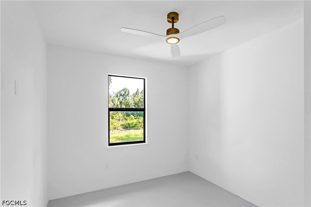 1030 Hunter St E Property Photo 34