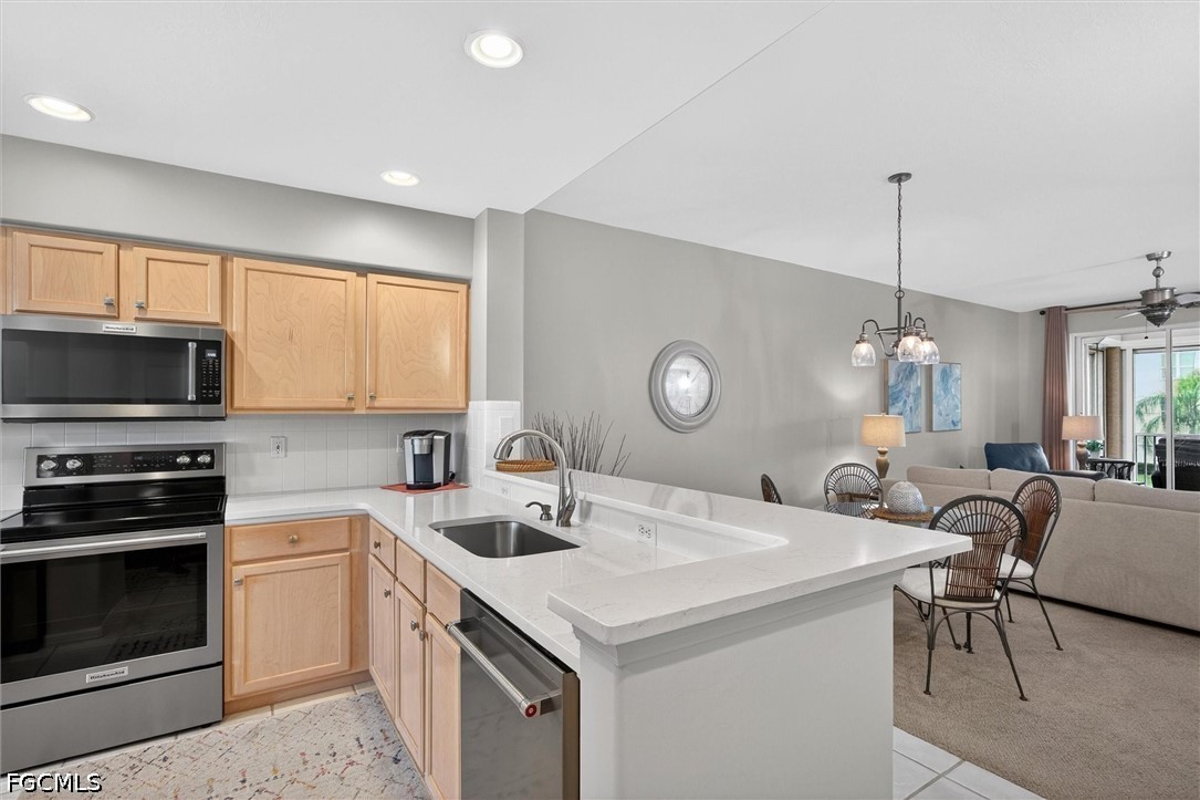 9190 Southmont Cv 202 Property Photo 12