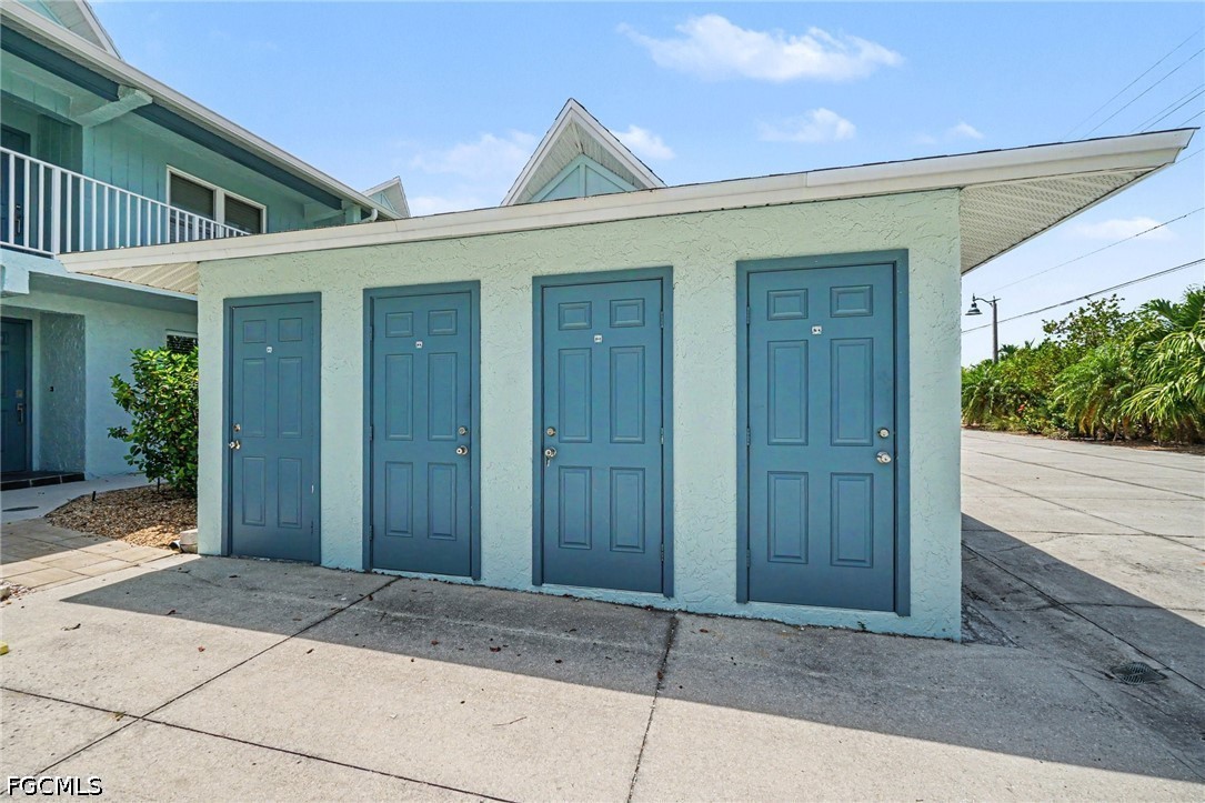 2912 Oleander St B3 Property Photo 28
