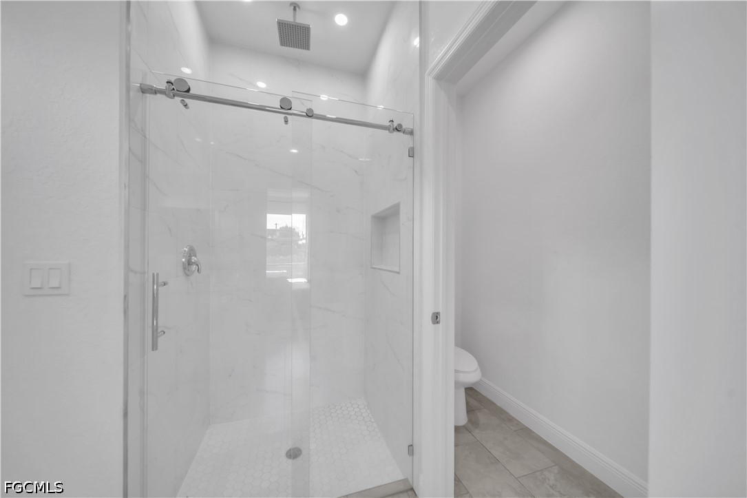 6208 Forest Ct Property Photo 33