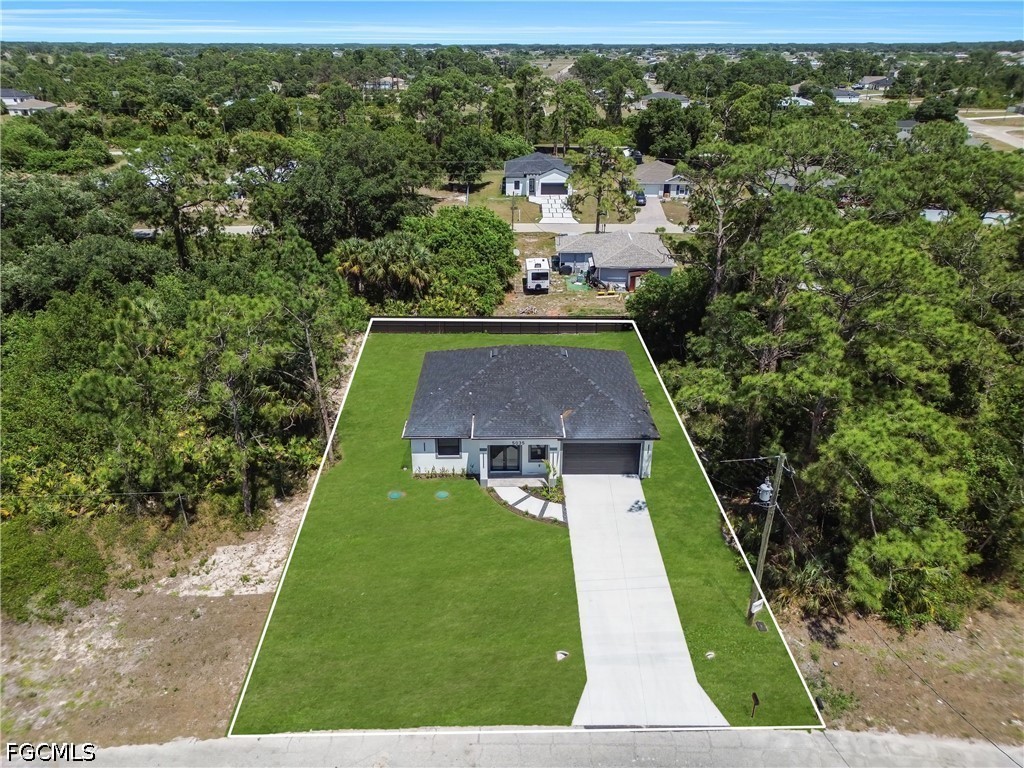 5035 Spinnaker Rd Property Photo 1