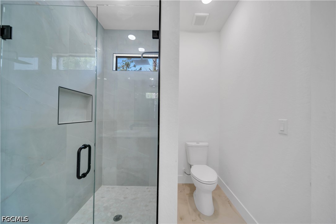 5035 Spinnaker Rd Property Photo 20