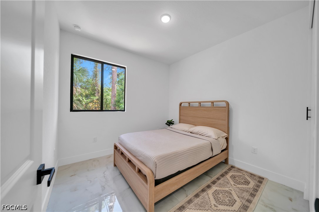 5035 Spinnaker Rd Property Photo 28