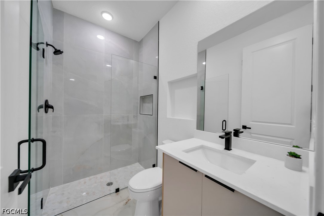 5035 Spinnaker Rd Property Photo 30