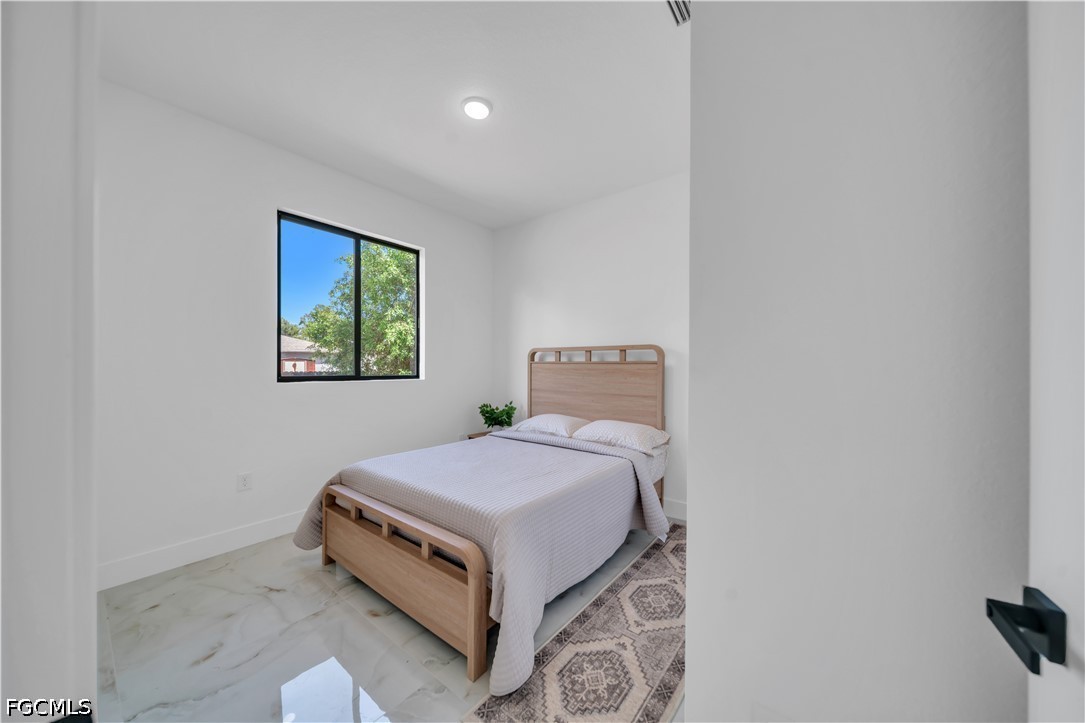 5035 Spinnaker Rd Property Photo 31
