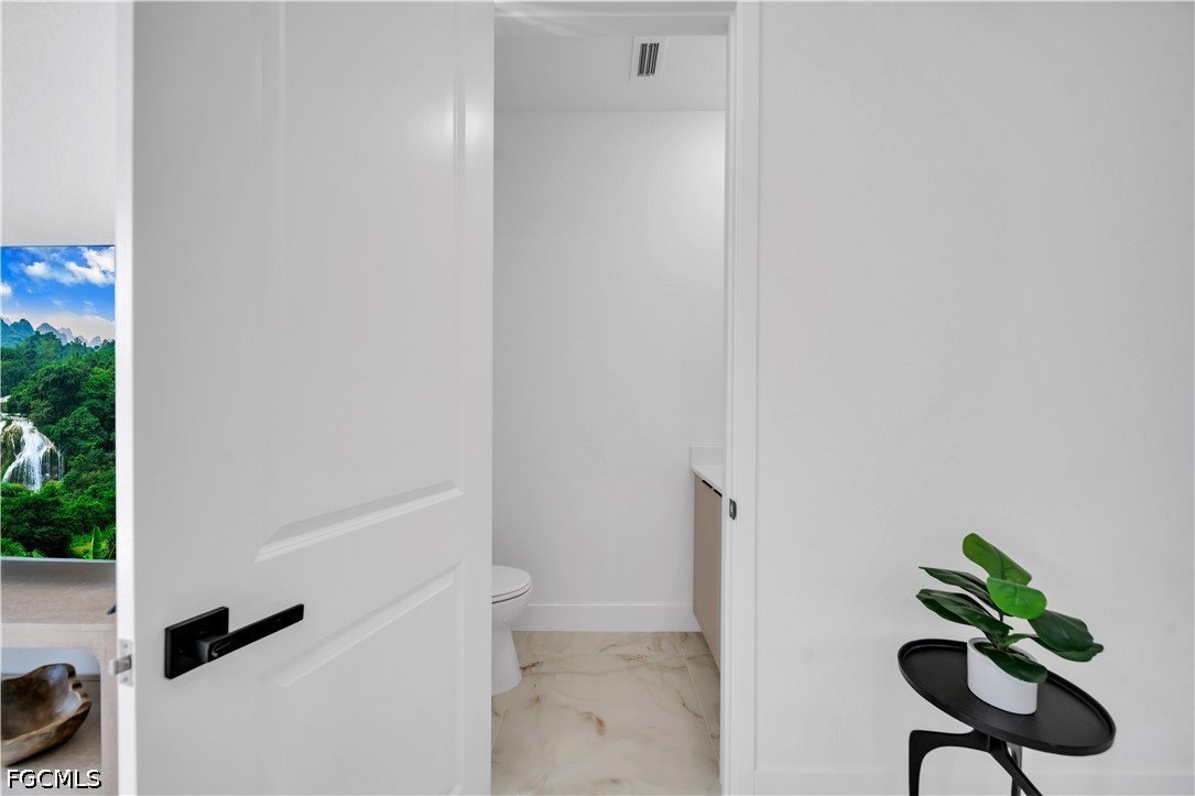 5035 Spinnaker Rd Property Photo 37