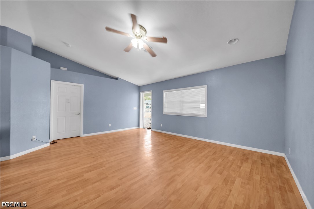 5314 4th St W Property Photo 14