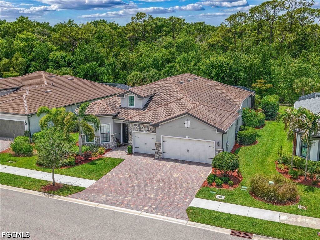 16096 Herons View Dr Property Photo 3