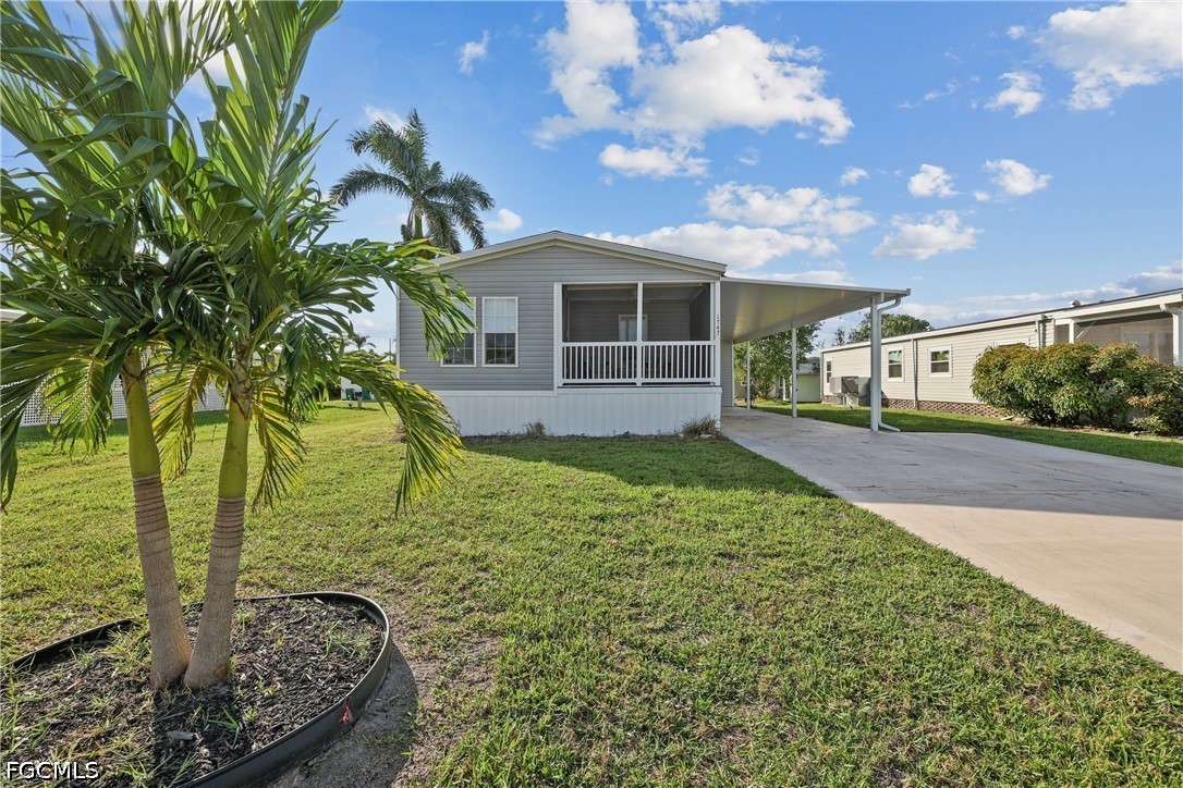 1747 Beverly Dr Property Photo 2