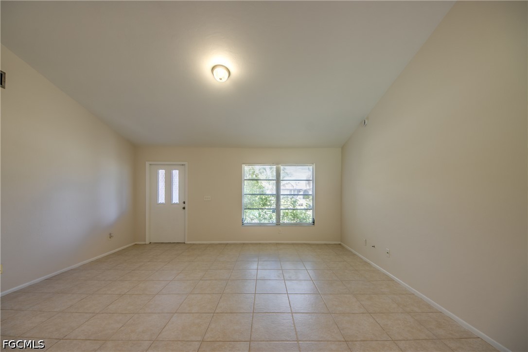 1315 Se 33rd Ter Property Photo 6