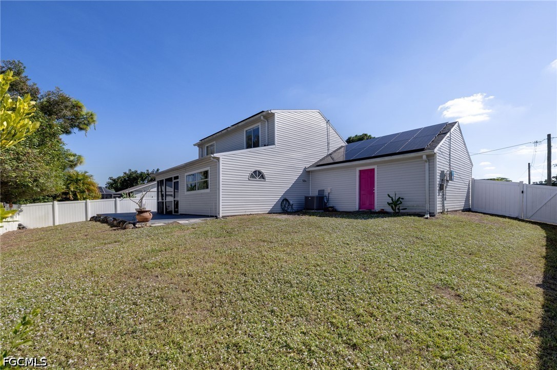 17298 Knight Dr Property Photo 2