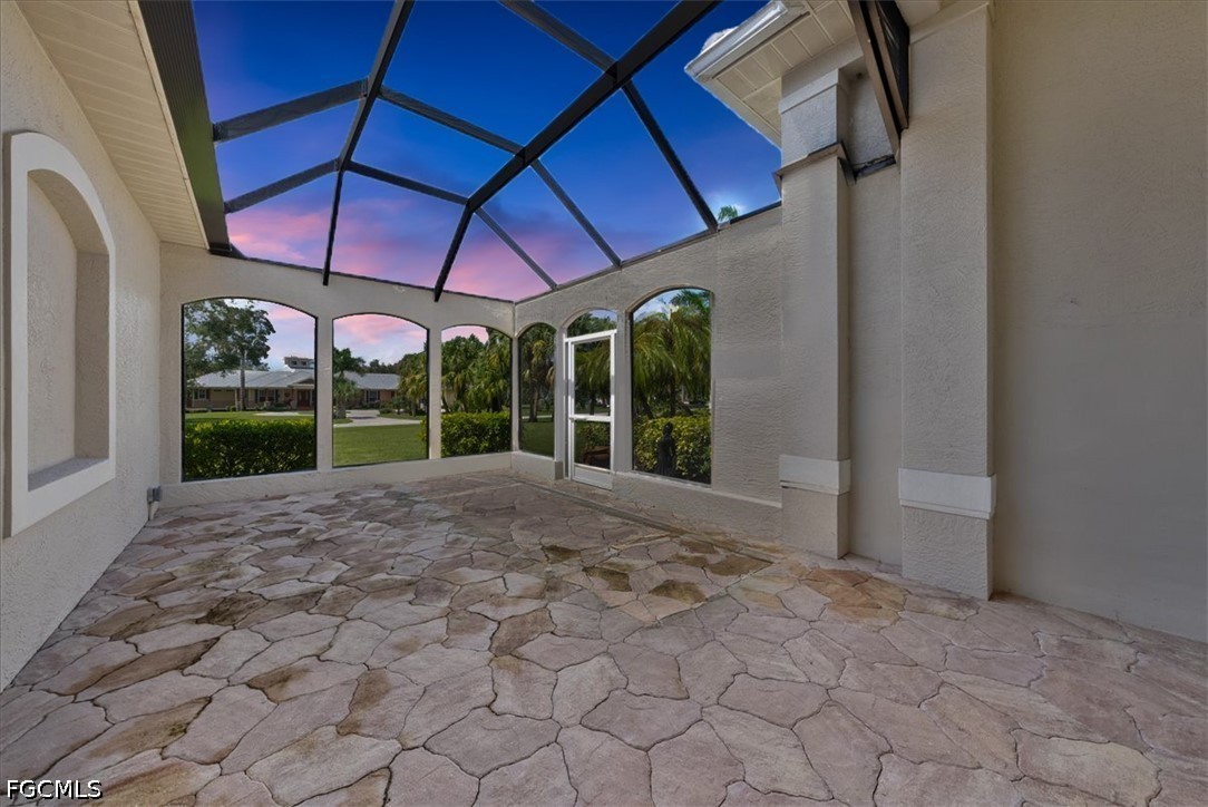 12800 Treeline Ct Property Photo 5