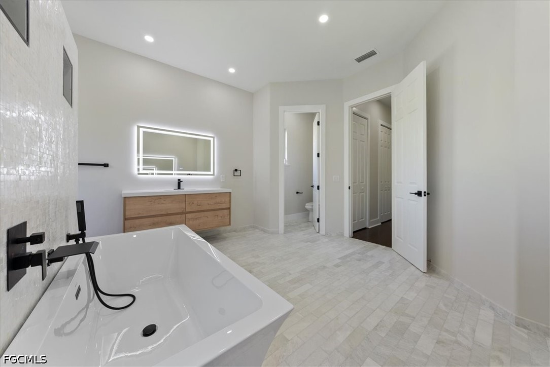 12800 Treeline Ct Property Photo 16