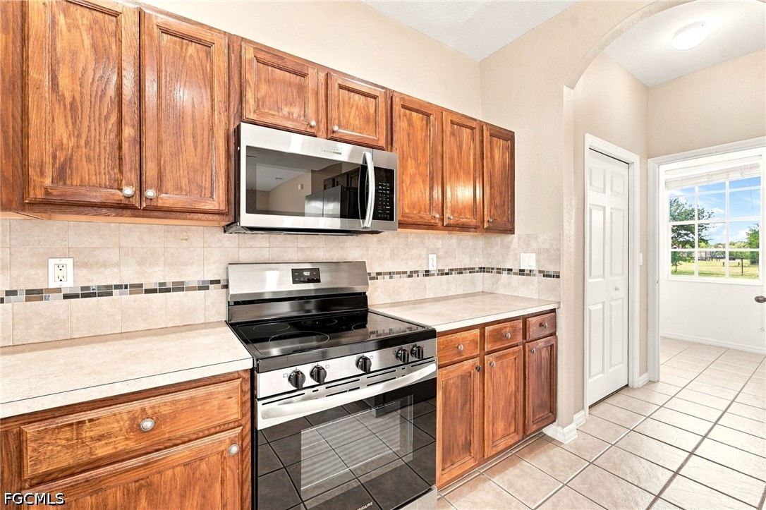117 Shadow Lakes Dr Property Photo 13