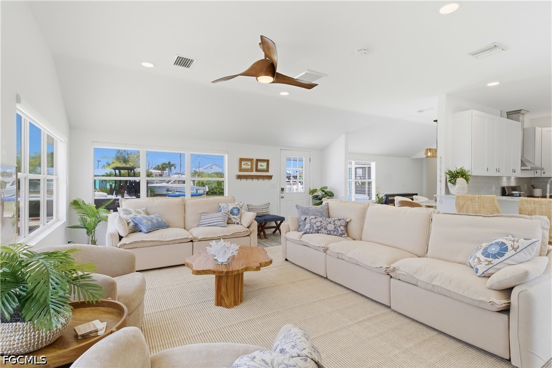 2669 Coco Plum Dr Property Photo 8