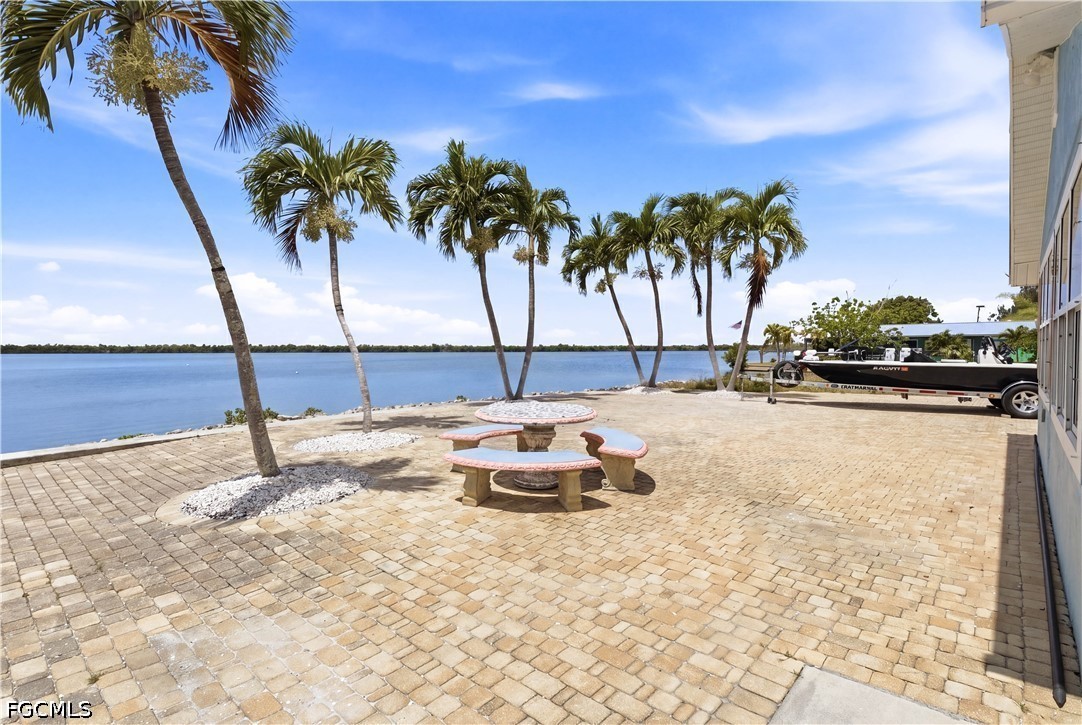 2669 Coco Plum Dr Property Photo 37