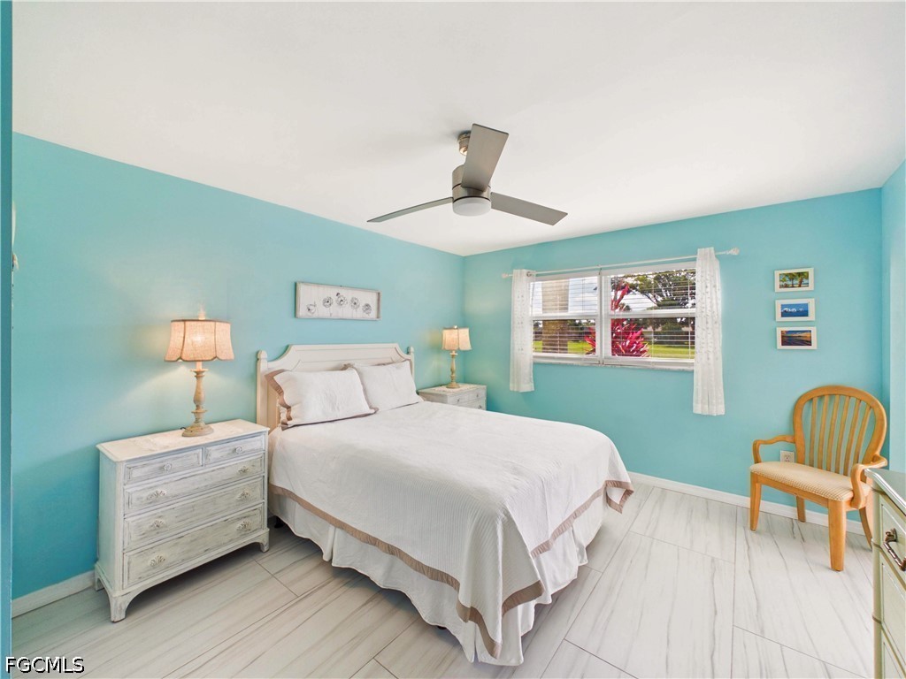 300 Valley Stream Dr 3d Property Photo 16
