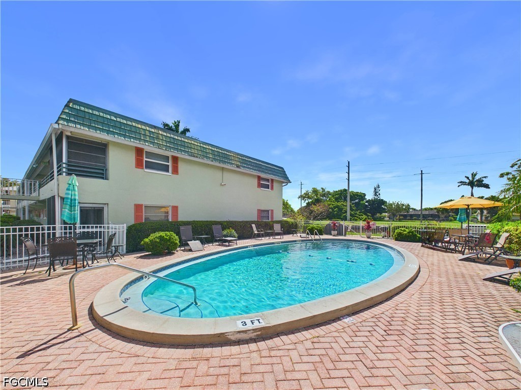 300 Valley Stream Dr 3d Property Photo 20