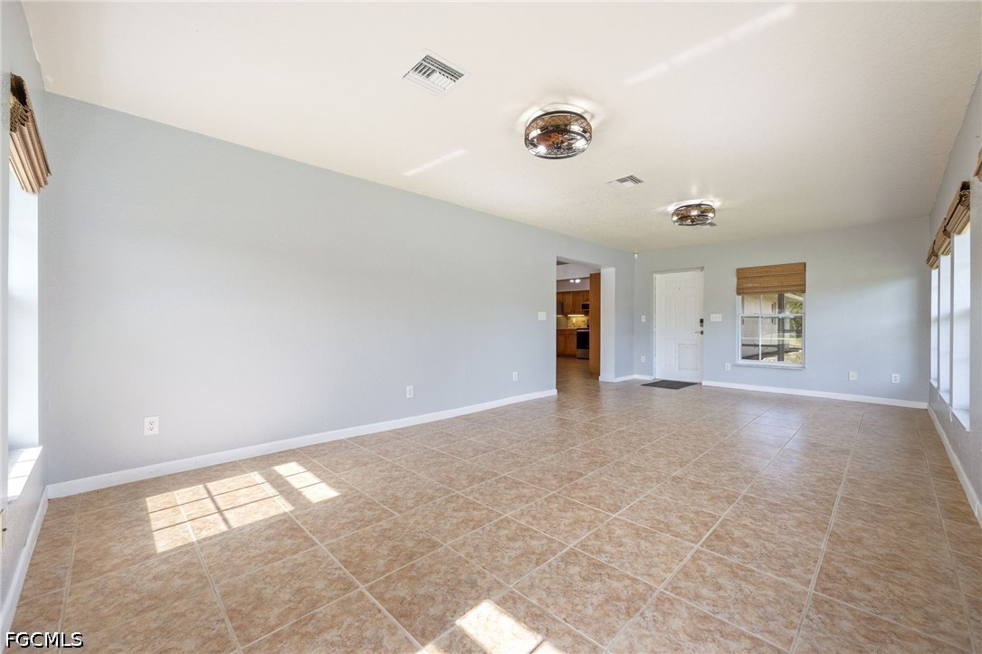 7764 14th Pl Property Photo 14