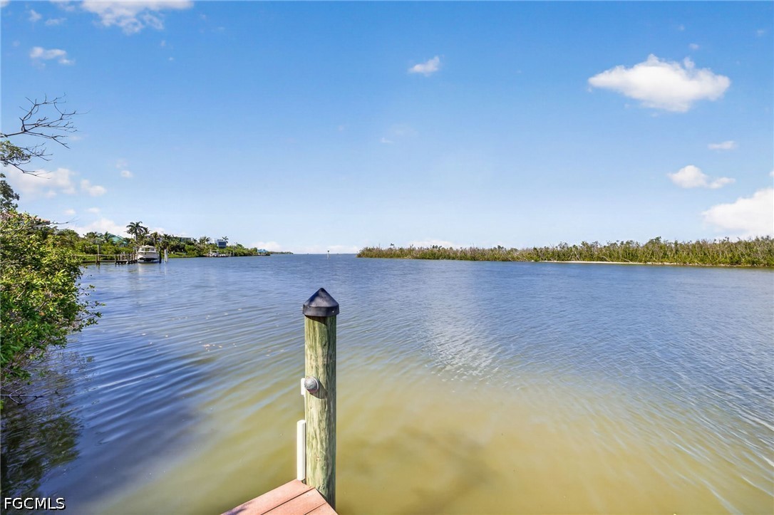 17201 Captiva Dr Property Photo 37