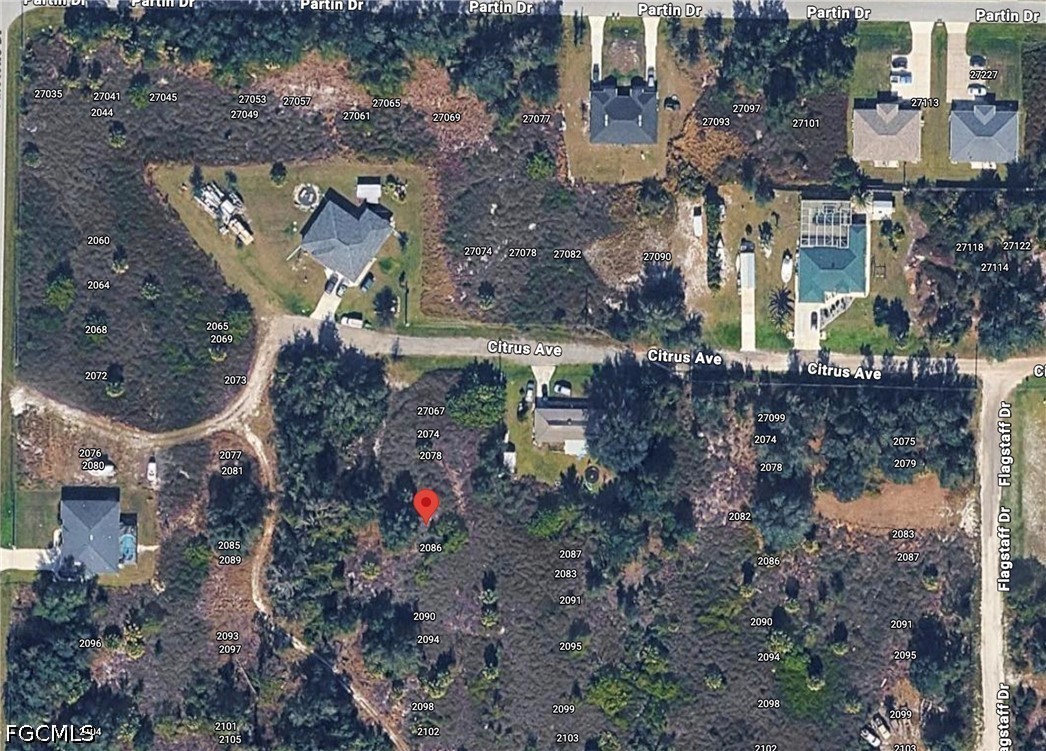 2082 Chaplin Dr Property Photo 1