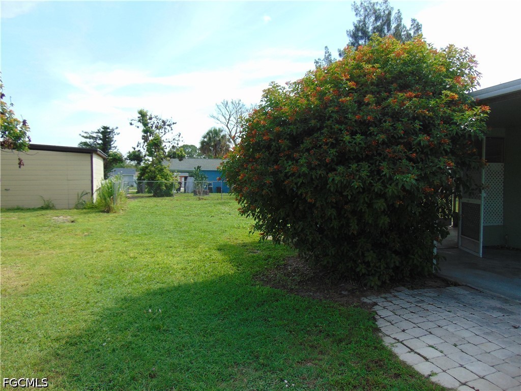 117 Stetson St Property Photo 16