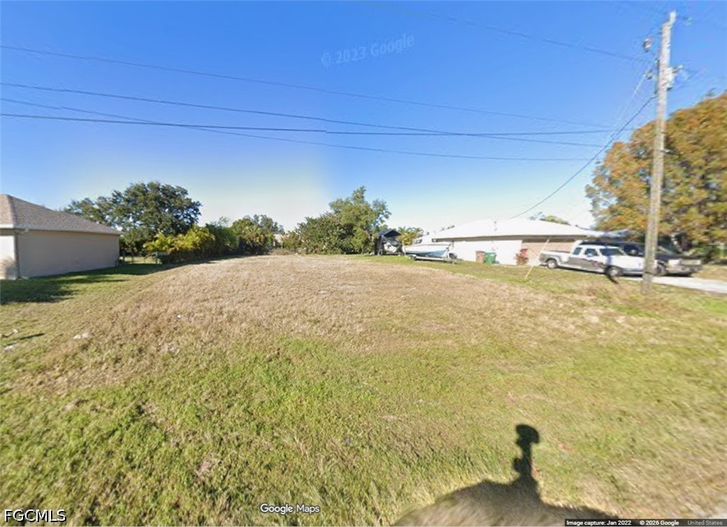 2203 NE 21st PL Property Photo 1