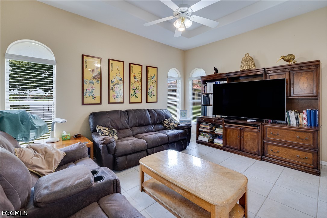 8830 Spring Mountain Way Property Photo 8