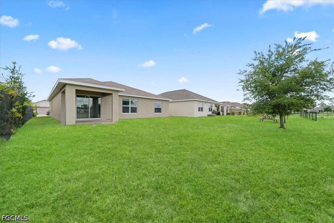 10535 Crossback Ln Property Photo 36