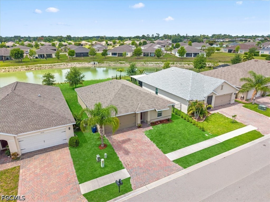 10535 Crossback Ln Property Photo 39