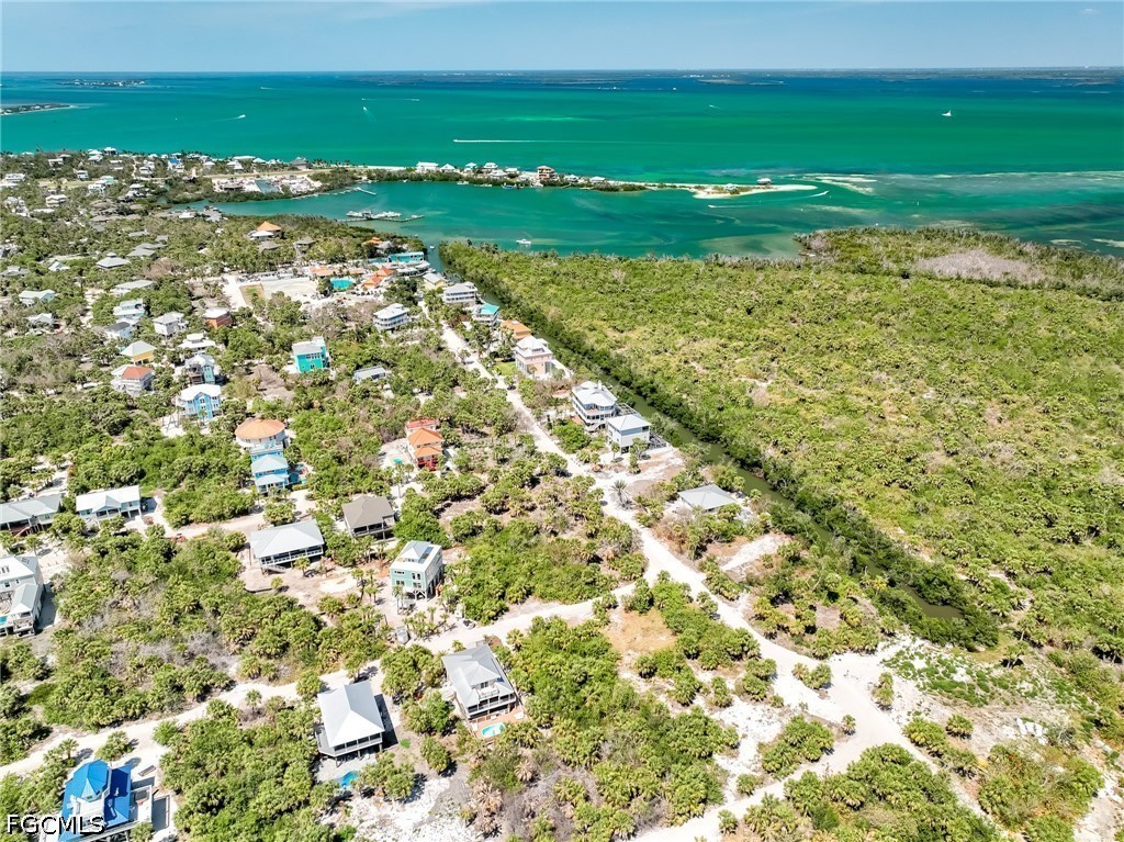 4430 Conch Shell Dr Property Photo 6