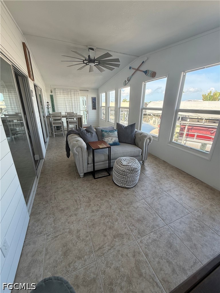 3089 Skipper Ln Property Photo 17