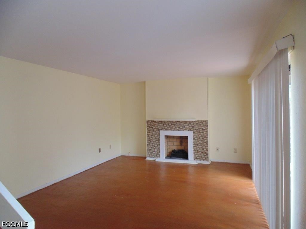 1549 Park Meadows Dr 4 Property Photo 3