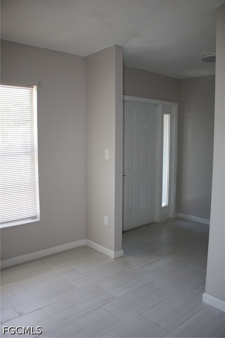 111 E Sugarland Cir Property Photo 8