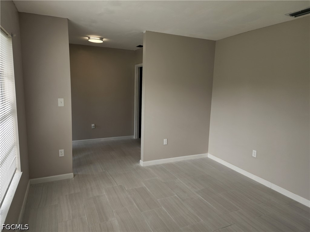 111 E Sugarland Cir Property Photo 9