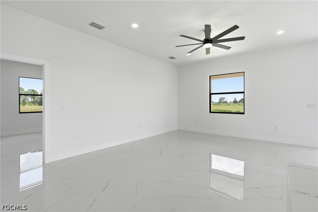 9014 Lawn Ct Property Photo 13