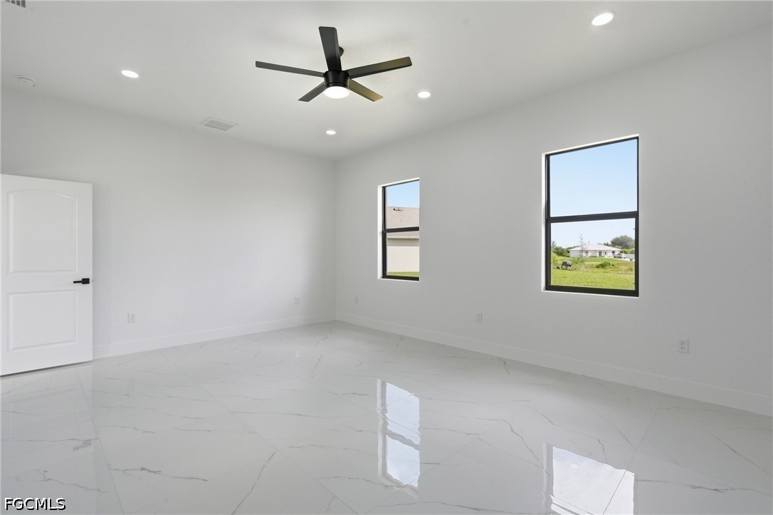 9014 Lawn Ct Property Photo 24