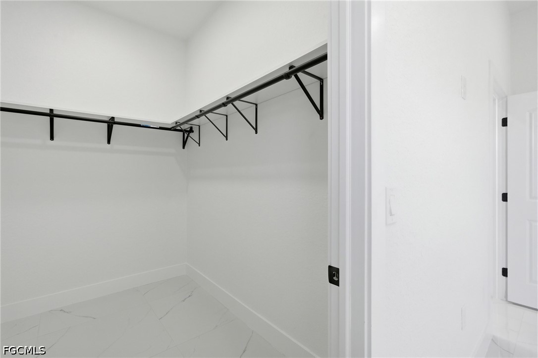9014 Lawn Ct Property Photo 25