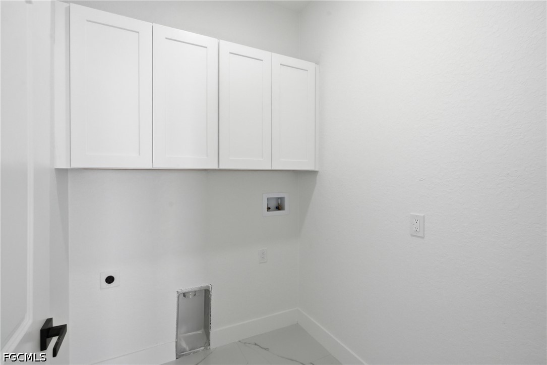 9014 Lawn Ct Property Photo 35