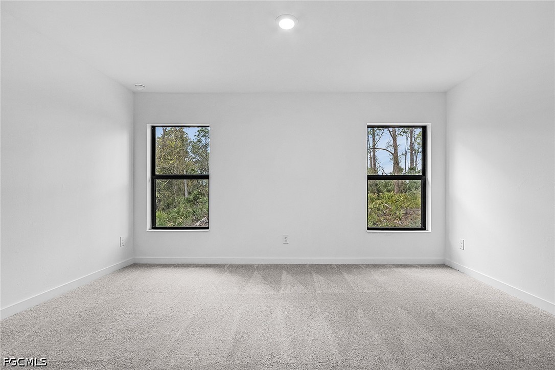 735 La Plata Ave Property Photo 13
