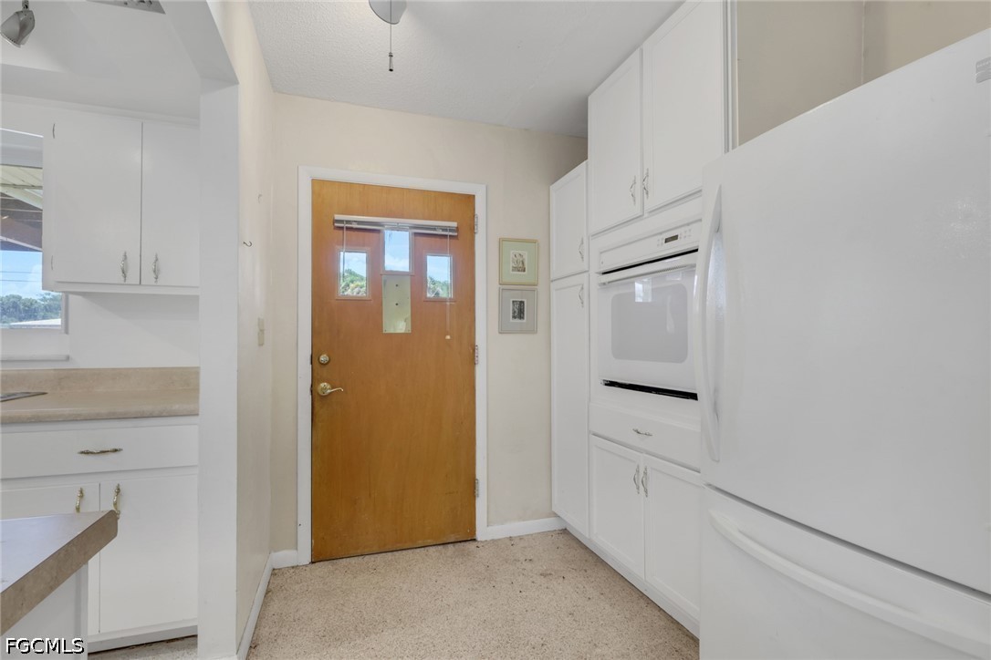 2212 E 6th St Property Photo 5