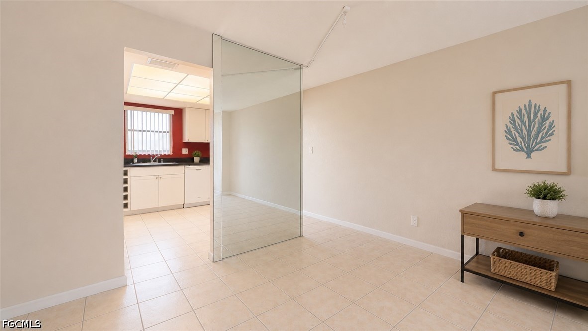 198 Joel Blvd 4 Property Photo 2