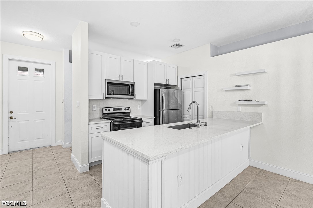 7542 Bristol Cir Property Photo 4