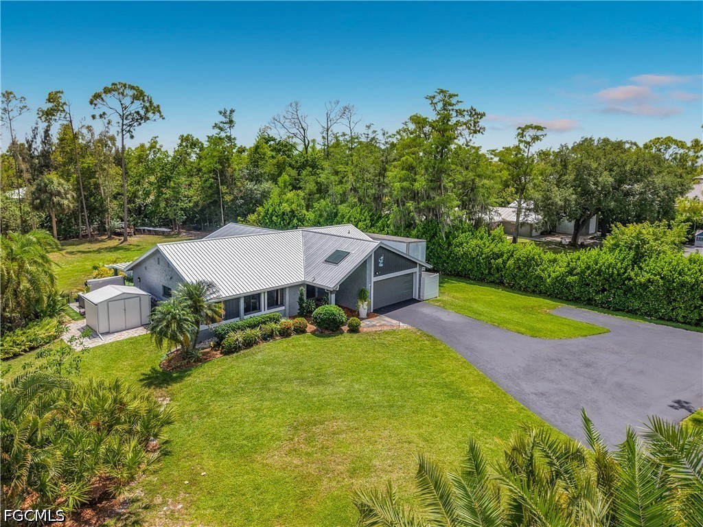 6284 Scott Ln Property Photo 1