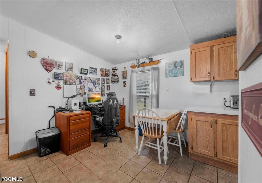 1537 Jerdik Dr Property Photo 8