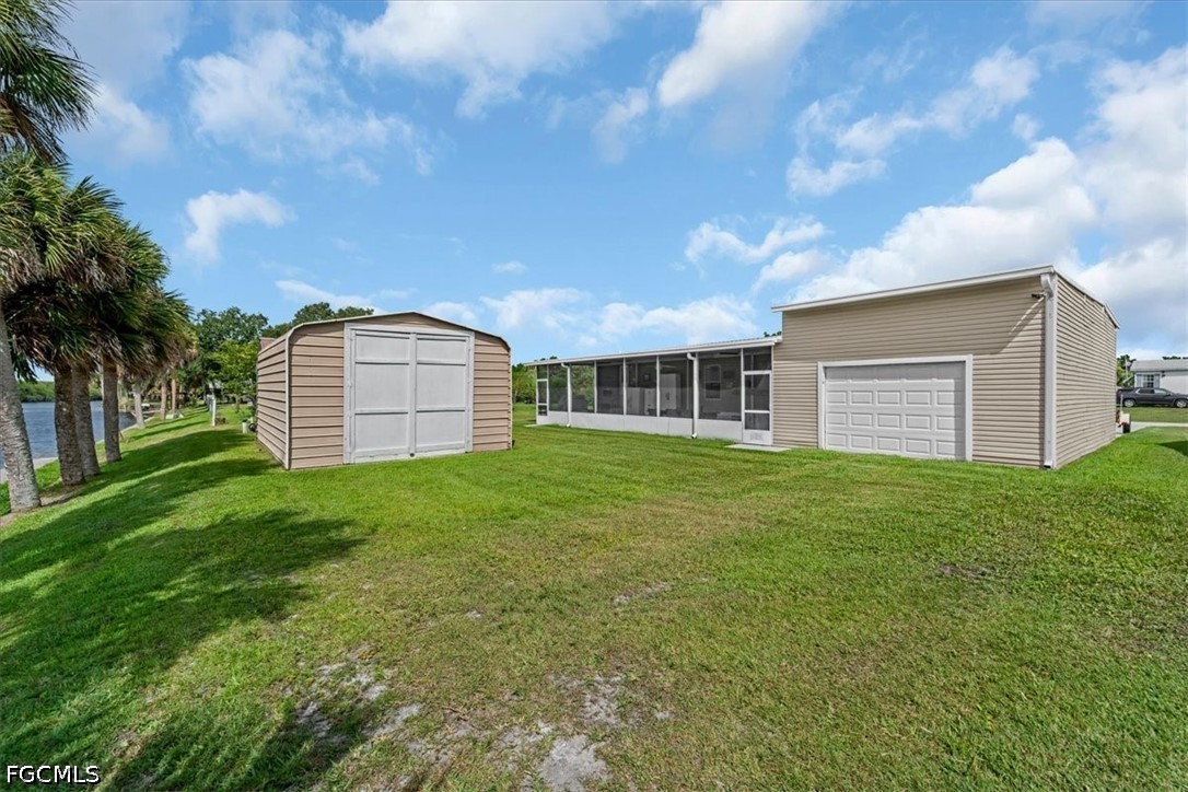 1537 Jerdik Dr Property Photo 23