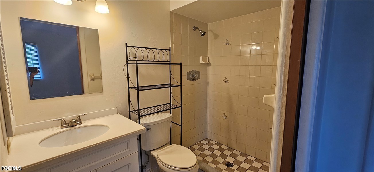 4904 Vincennes Ct 209 Property Photo 13