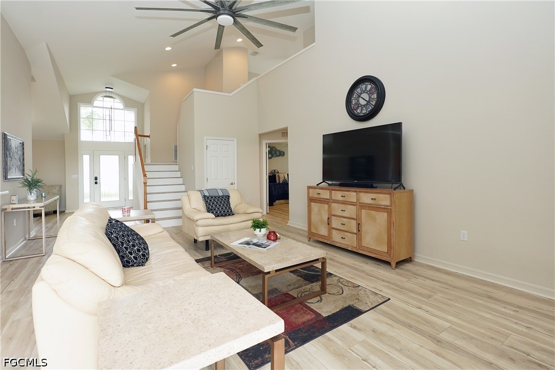 9227 Independence Way Property Photo 5