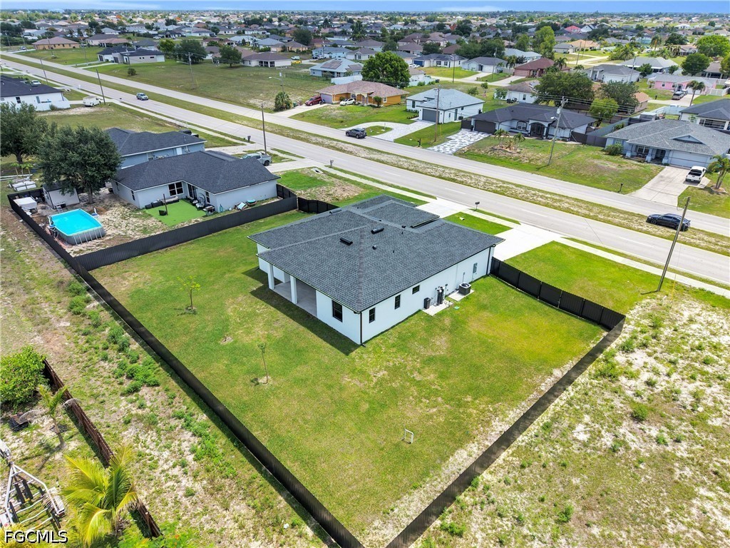 914 Chiquita Blvd N Property Photo 10